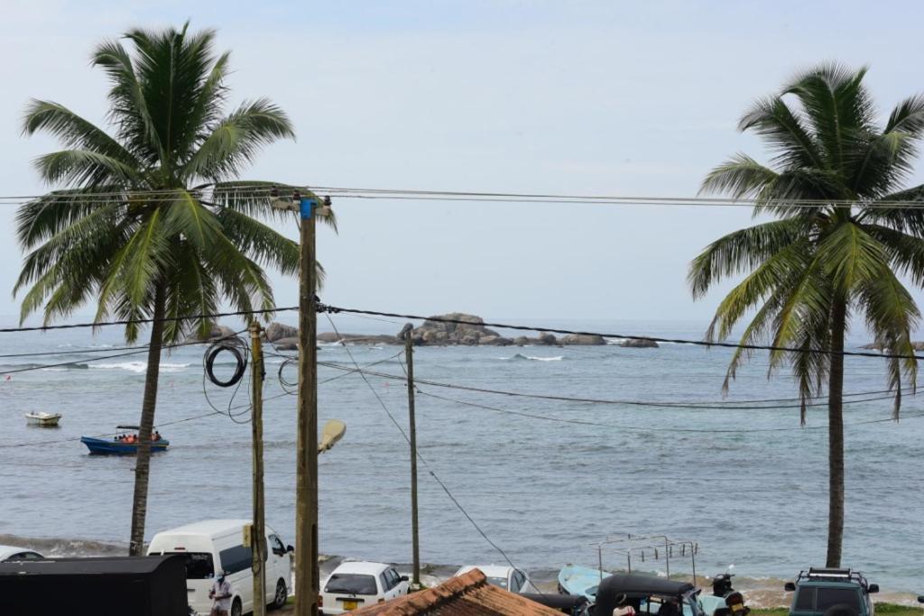 Hotel Turtle Bay Hikkaduwa Esterno foto